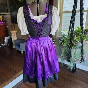 Women's German Dirndl Dress Costumes for Bavarian Oktoberfest Carnival Halloween